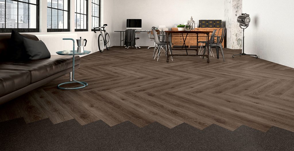 Showroom met verschillende pvc vloer soorten en maten beschikbaar